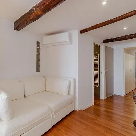Apartment Cozy In With Wifi